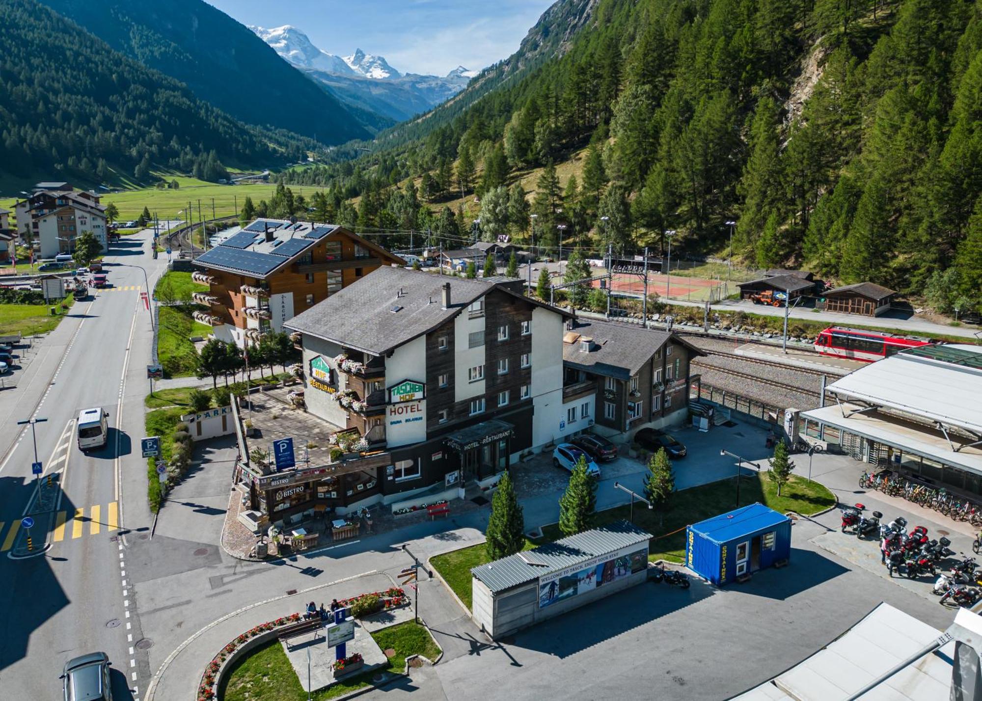 Hotel Taescherhof Täsch Eksteriør bilde